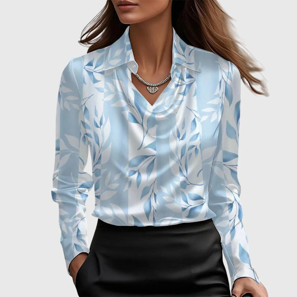 Luxurious shiny blouse with pleated collar